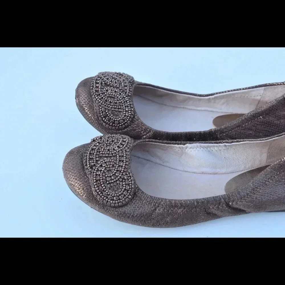Antonio Melani flats